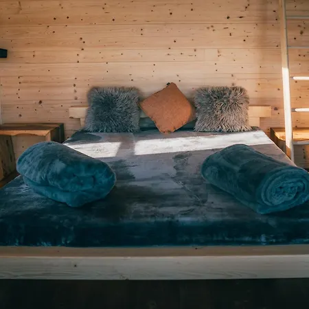 Rokle Tiny House 公寓